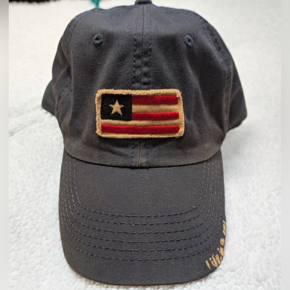 Life is Good Baseball Cap OS
New with Tags
American Flag